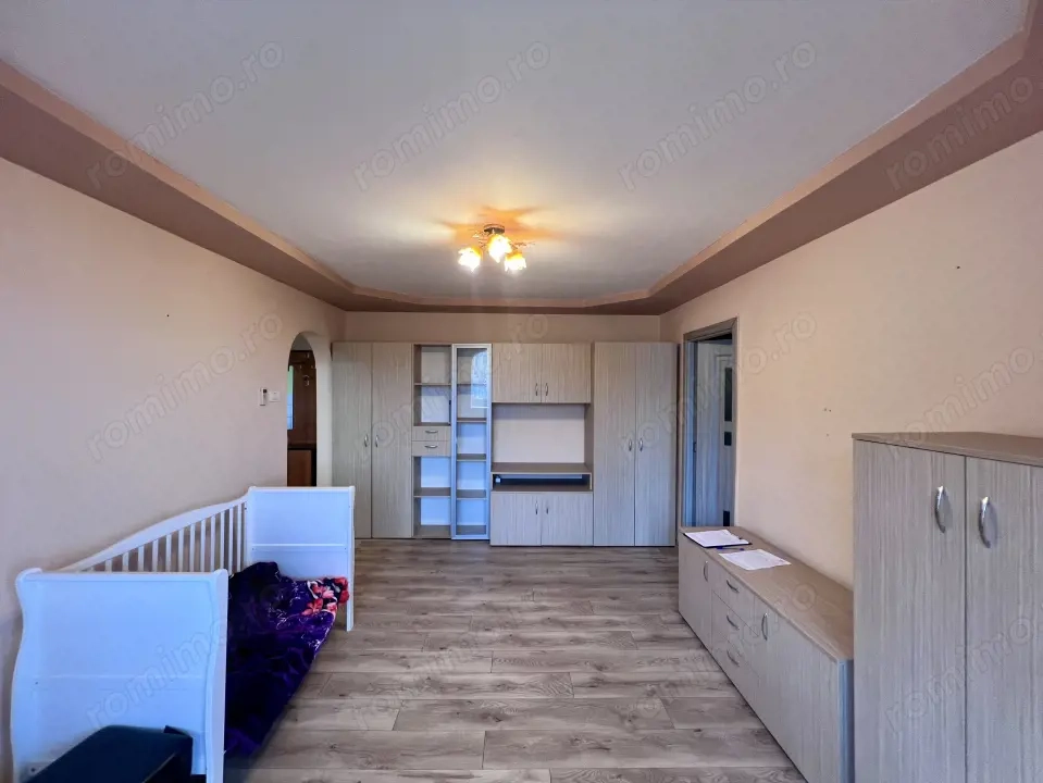  Apartament 2 camere, 43 mp, mobilat/utilat, etaj 4/5 - zona Lipovei