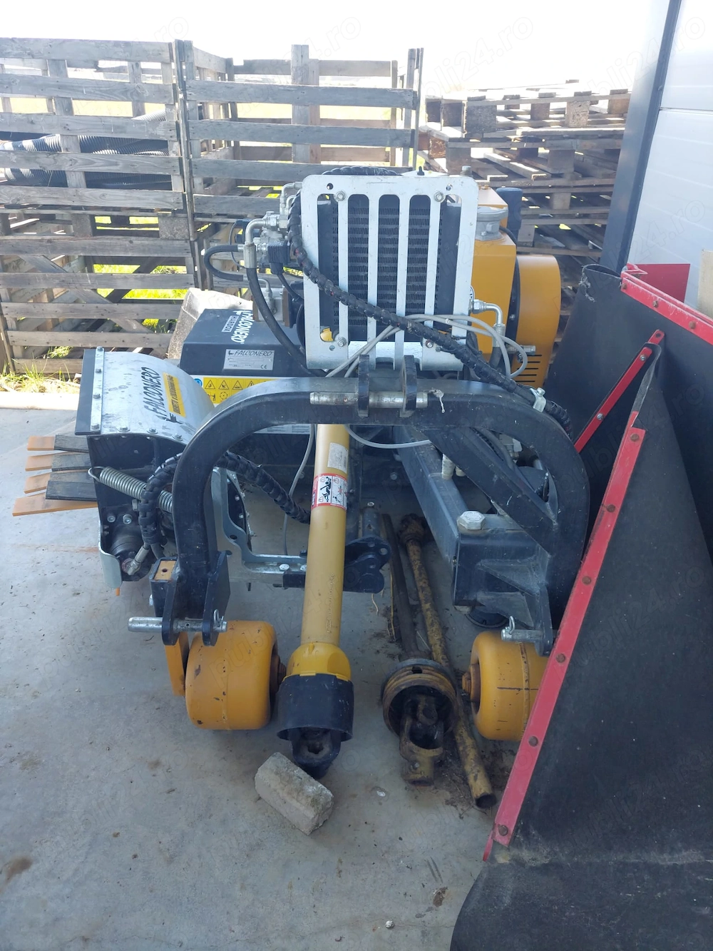 Freza de gradina Falconero 