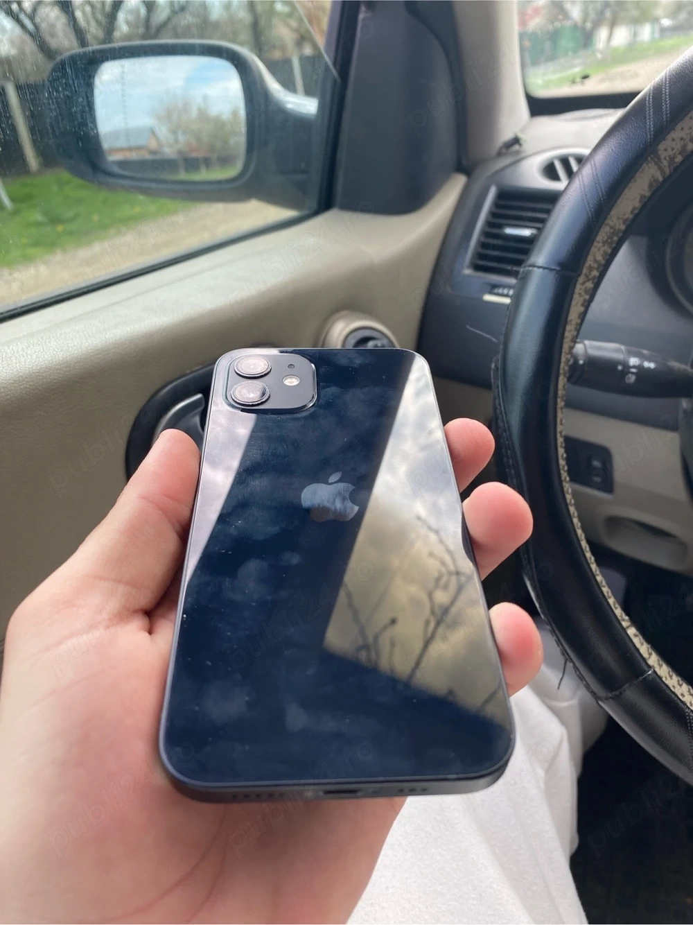 iPhone 12 , 128Gb 83% baterie 