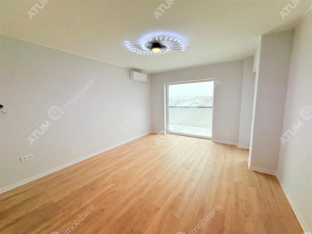 Apartament la cheie cu 3 camere si balcon zona Pictor Brana Selimbar