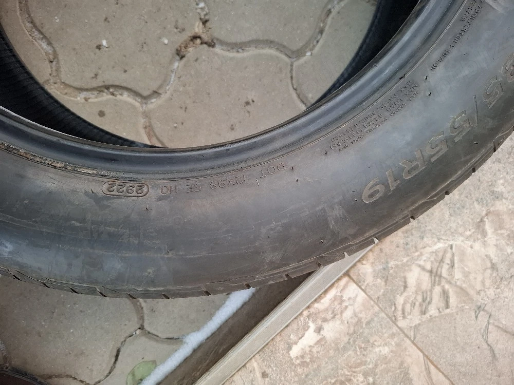Anvelope vara 235 55 19  si 255 50 19