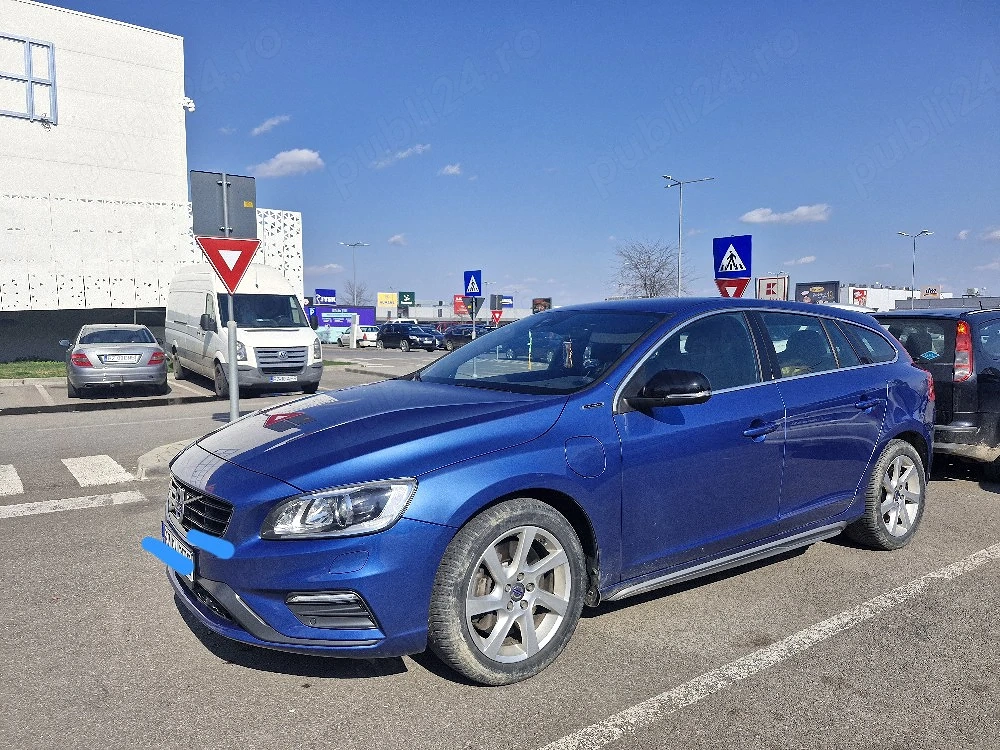 Volvo V60 Twin Engine Plug-in Hybrid | 2016 | Full | Automat | Întreținut