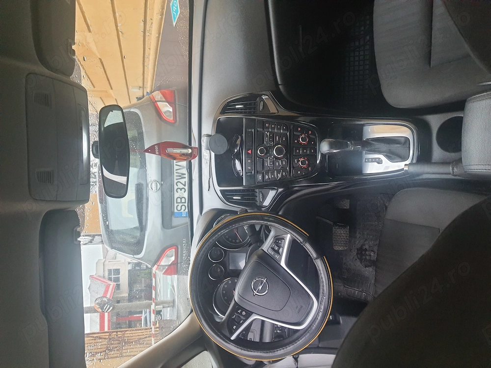 Vind  opel astra  j sport 