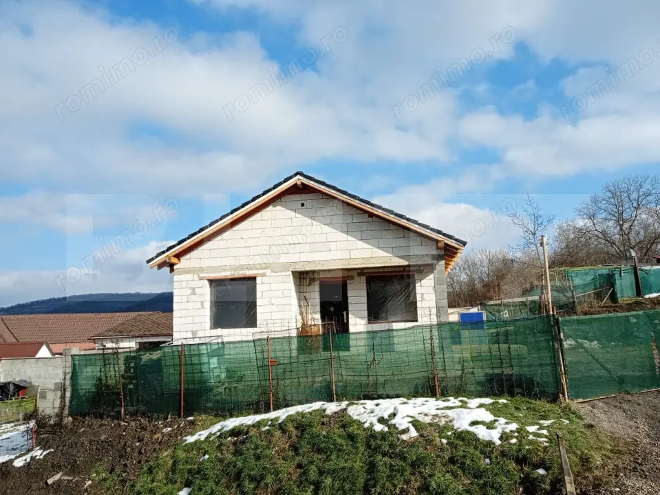 Casă Modernă de Vânzare in Cerghid –  15 km de Târgu Mureș
