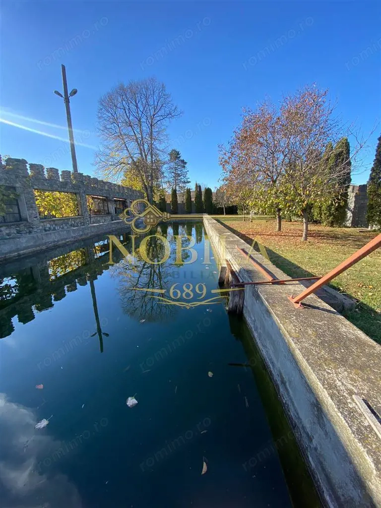 CLADIRI + 1 HA TEREN DE VANZARE PENTRU DEZVOLTARE BUSSINES - CAZARI, AGREMENT, AZIL, CAZINO IN ONEST