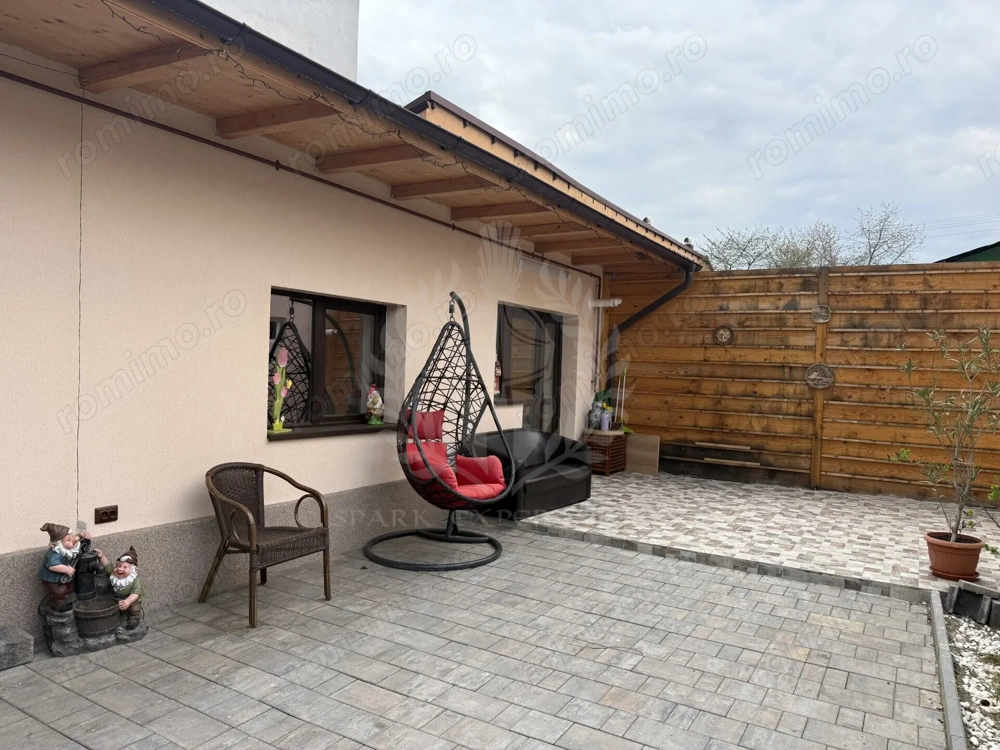 Casa noua de inchiriat, curte (zona relaxare), zona AFI Ploiesti