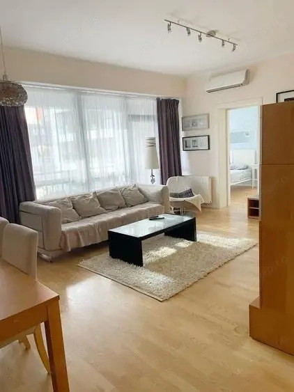 Apartament 3 camere lux de inchiriat, parcare, etaj 1, Calea Calarasilor