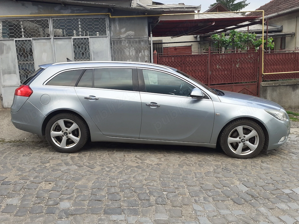 Vând Schimb Opel Insignia 2.0 CDTi 160 CP E5 Sports Tourer (cu oring NOU la baia de ulei)