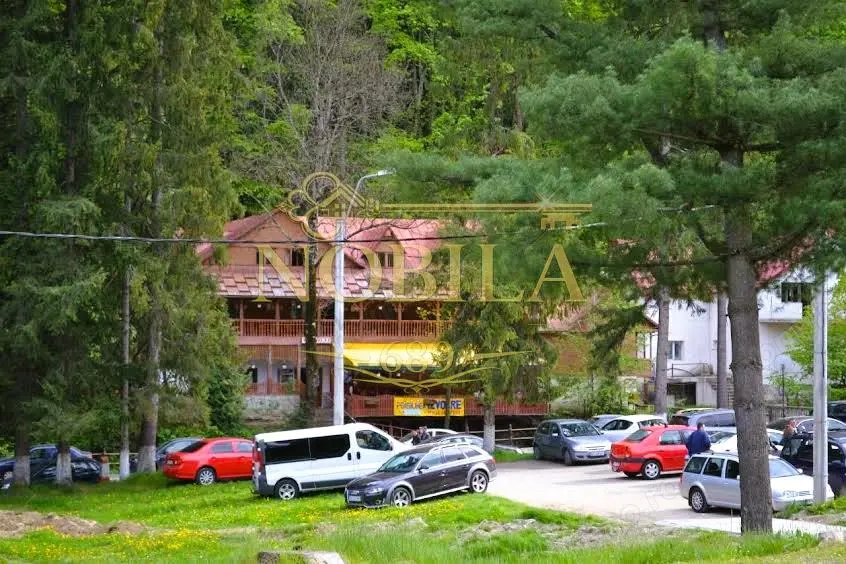 PENSIUNE 2 MARGARETE  DE VANZARE in STATIUNEA MONTANA SLANIC MOLDOVA