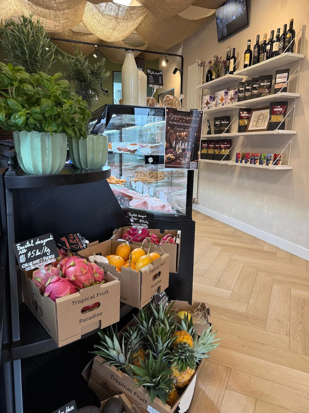 Băcănia FERMA MOCIAR   Reghin angajează Lucrător Comercial