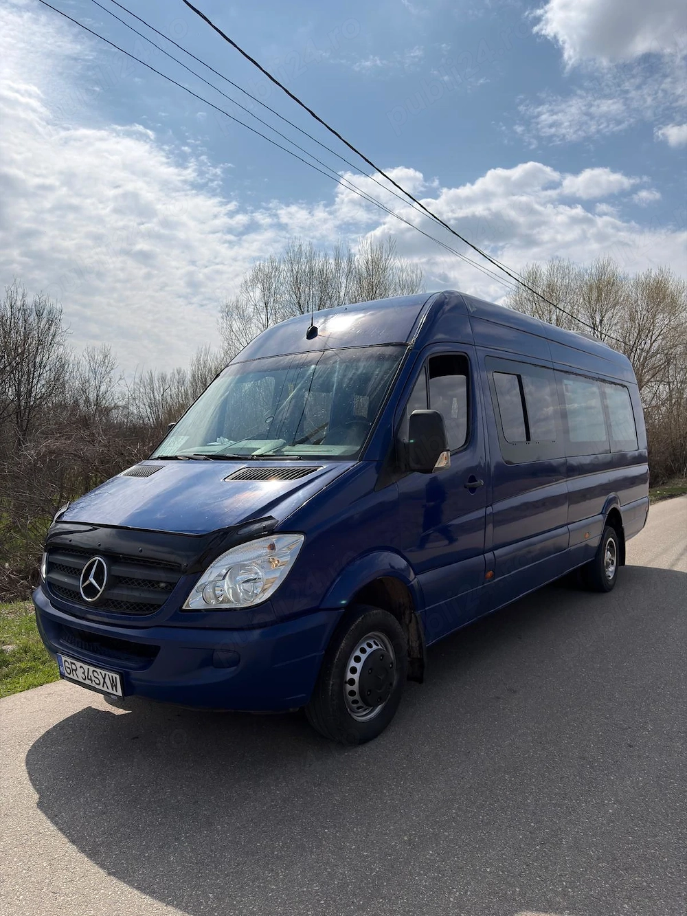 Microbuz Mercedes Sprinter 20 locuri
