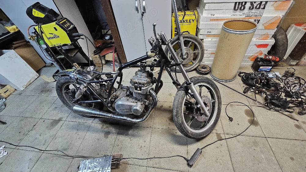 vand proiect bobber kz 440 cu acte