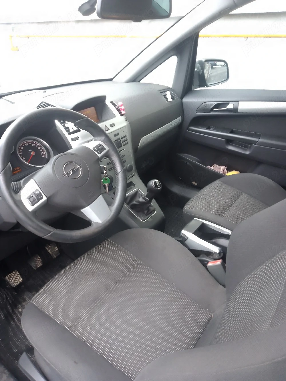 Vând Opel Zafira ecoflex 