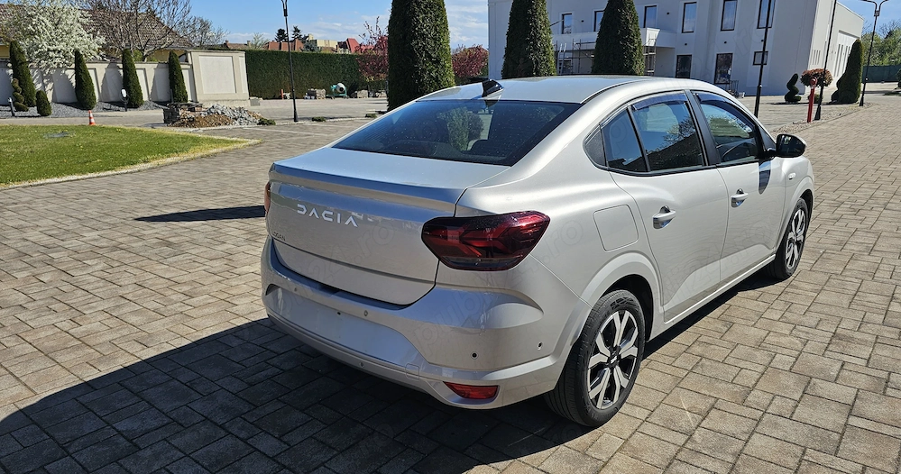 Dacia Logan III 2023 Benzină + GPL