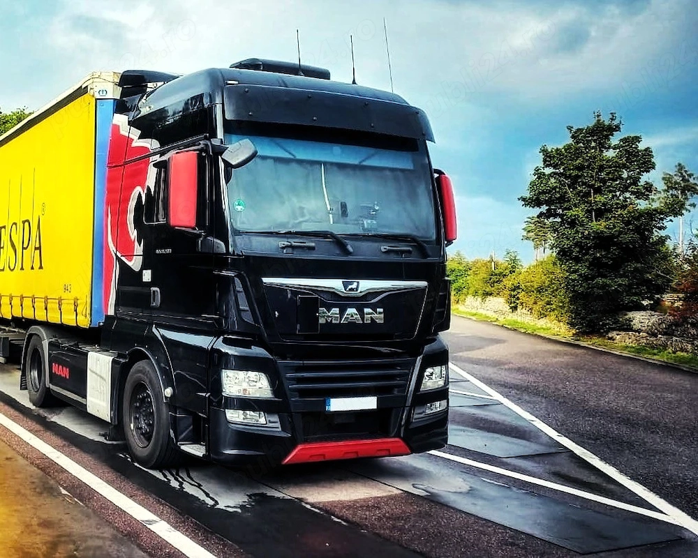 Vand cap tractor MAN TGX 18.500 Euro 6 2017, cutie de viteze SCANIA(14 rapoarte) sau predau leasing