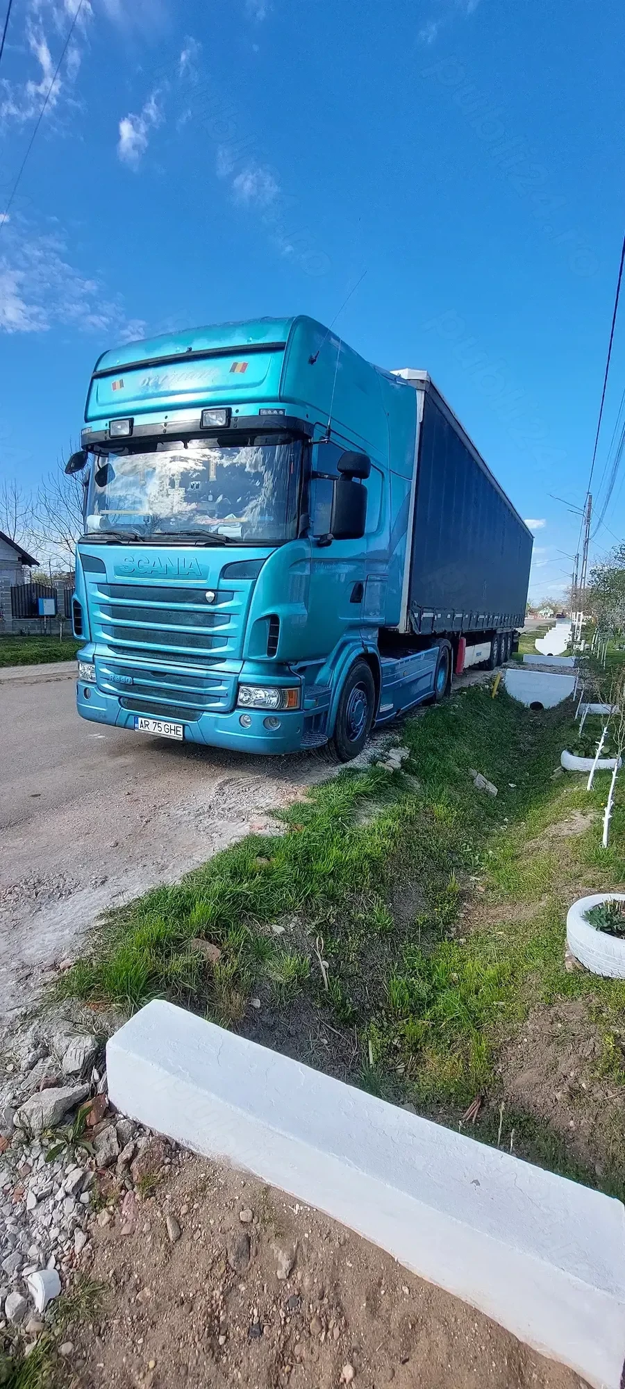 Vând scania r440 + krone 
