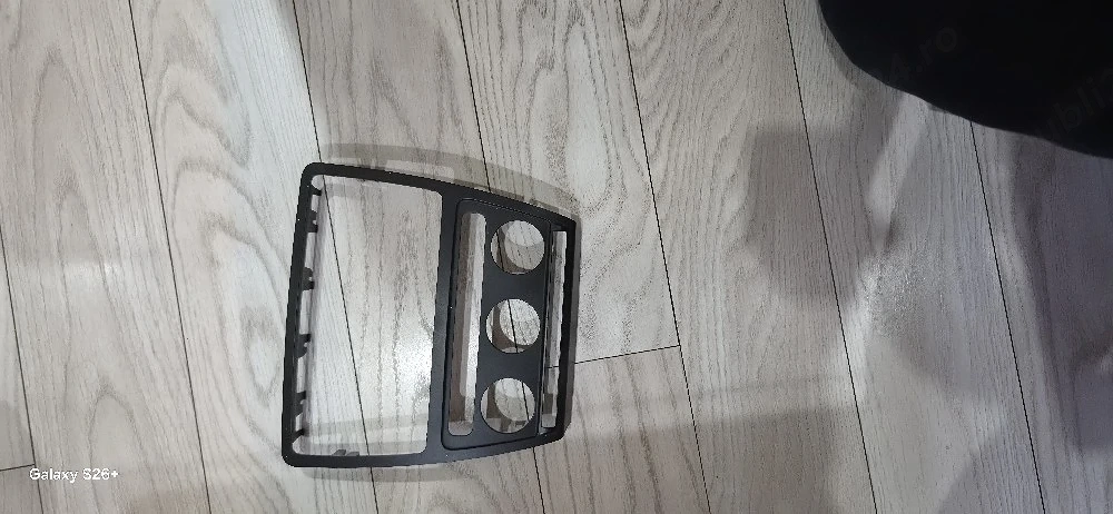 Grila casetofon skoda octavia