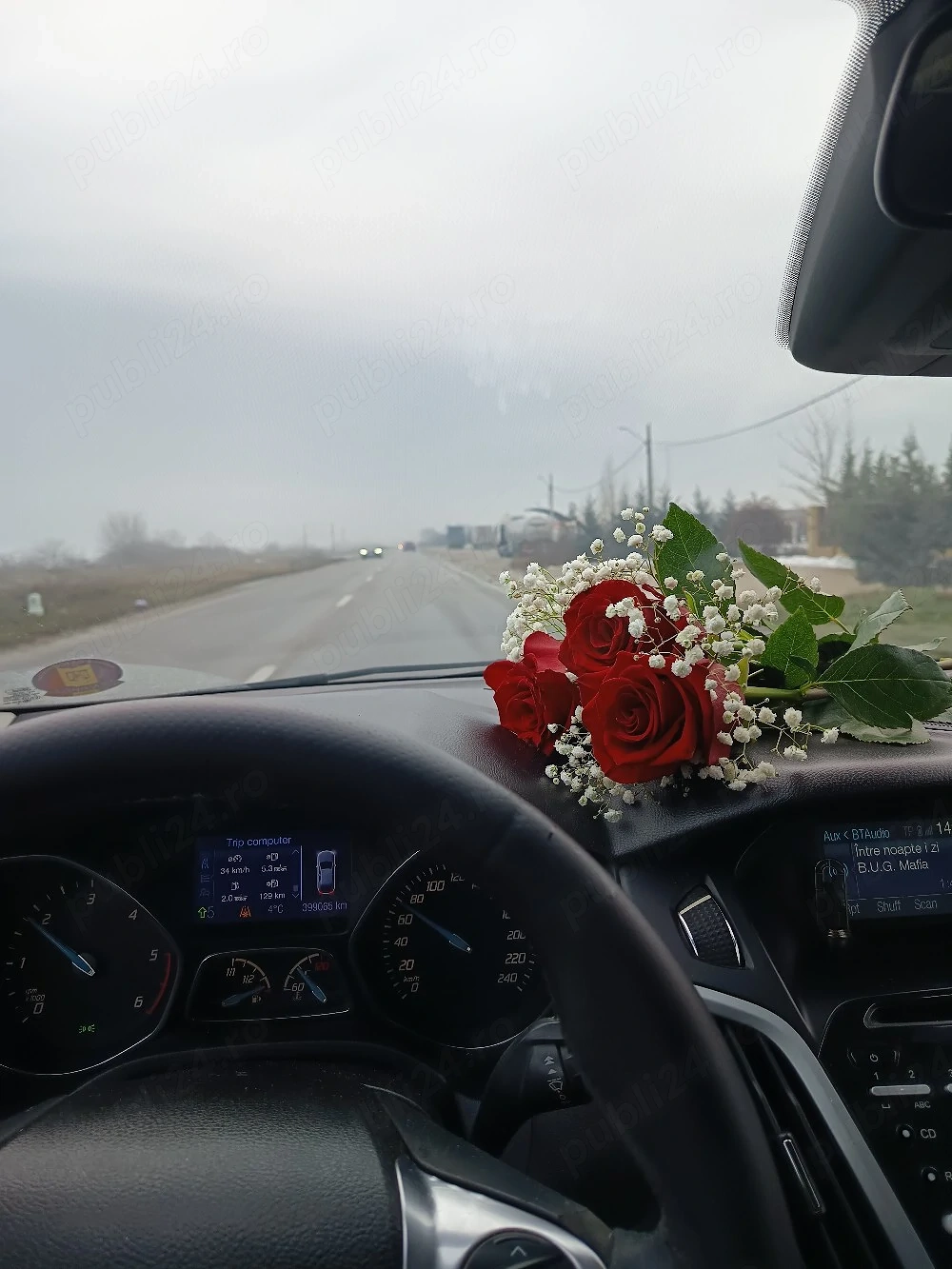 Vând Ford Focus Mk3, varianta de top INDIVIDUAL (Interior + Exterior), un exemplar rar, configurat c