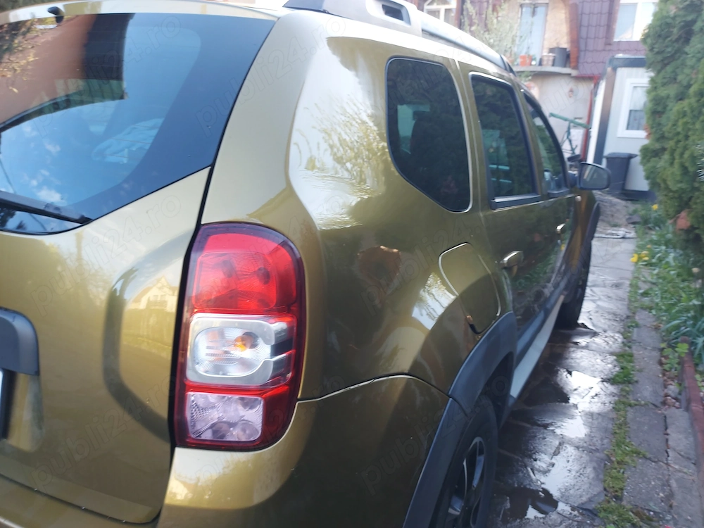 Vănd Duster in stare bună