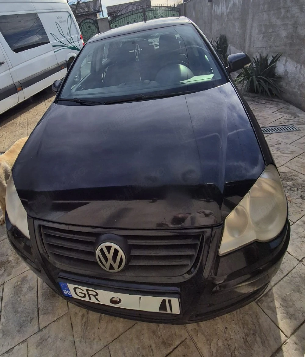 Vând Volkswagen Polo 