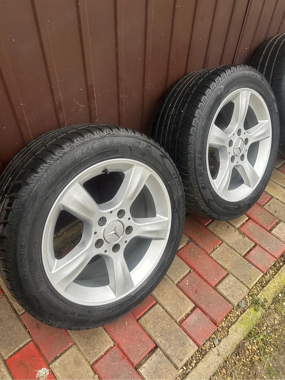 Roți de Mercedes originale in 2 dimensiuni 