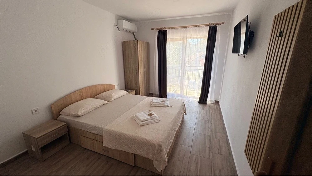 Cazare la curte,Baile-Herculane