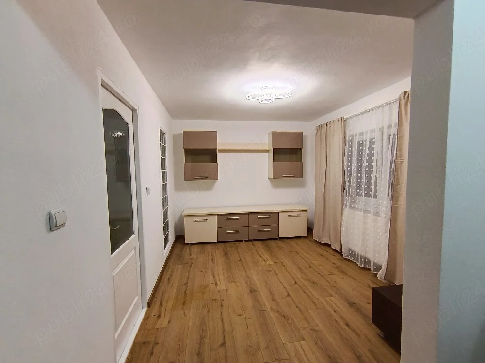 inchiriez apartament 