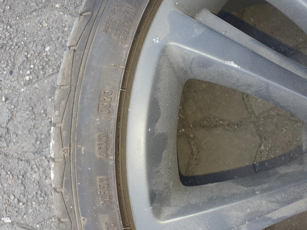 Roți 225/40 R18 dot 09/23