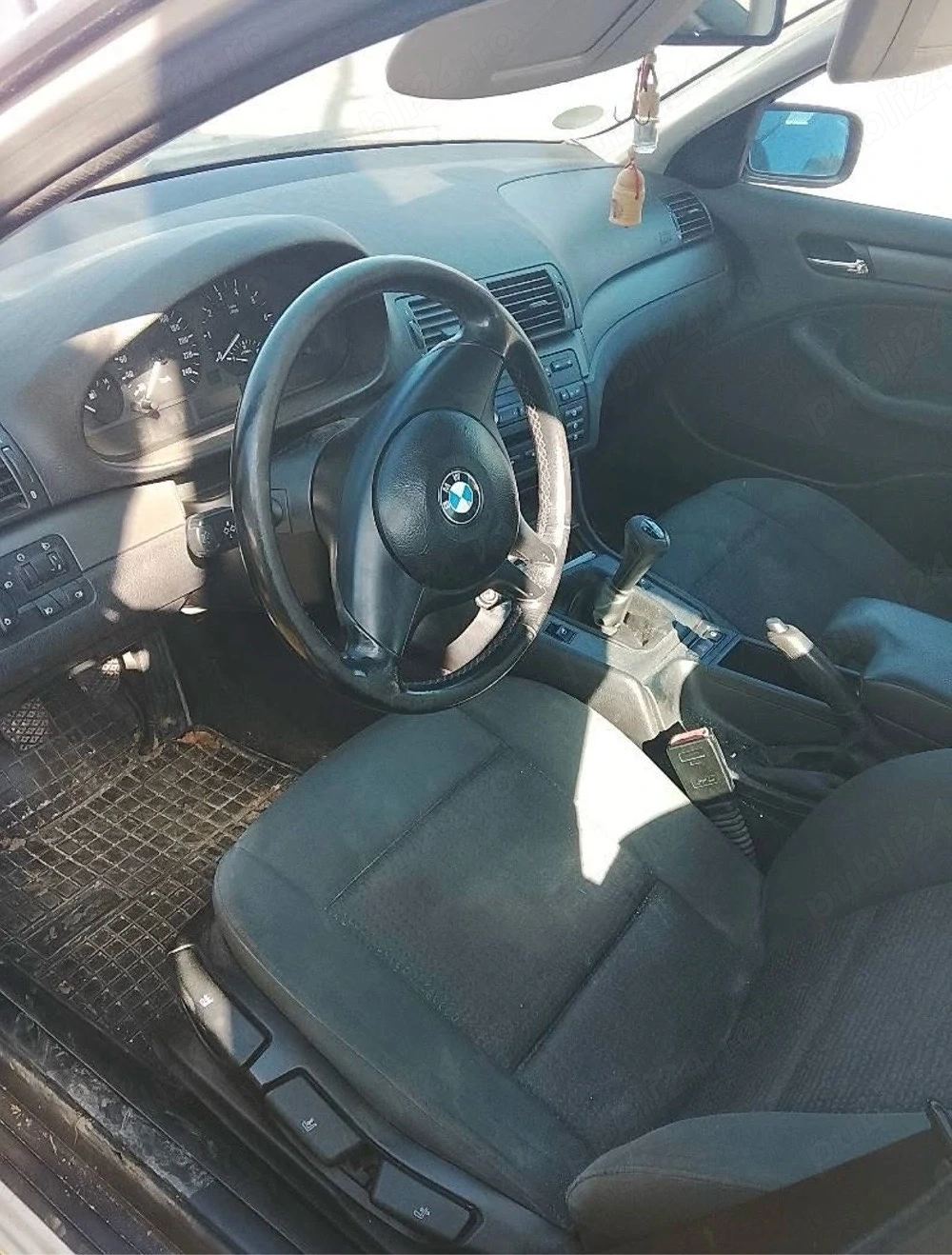 dezmembrez e46 318i 2.0 benzina