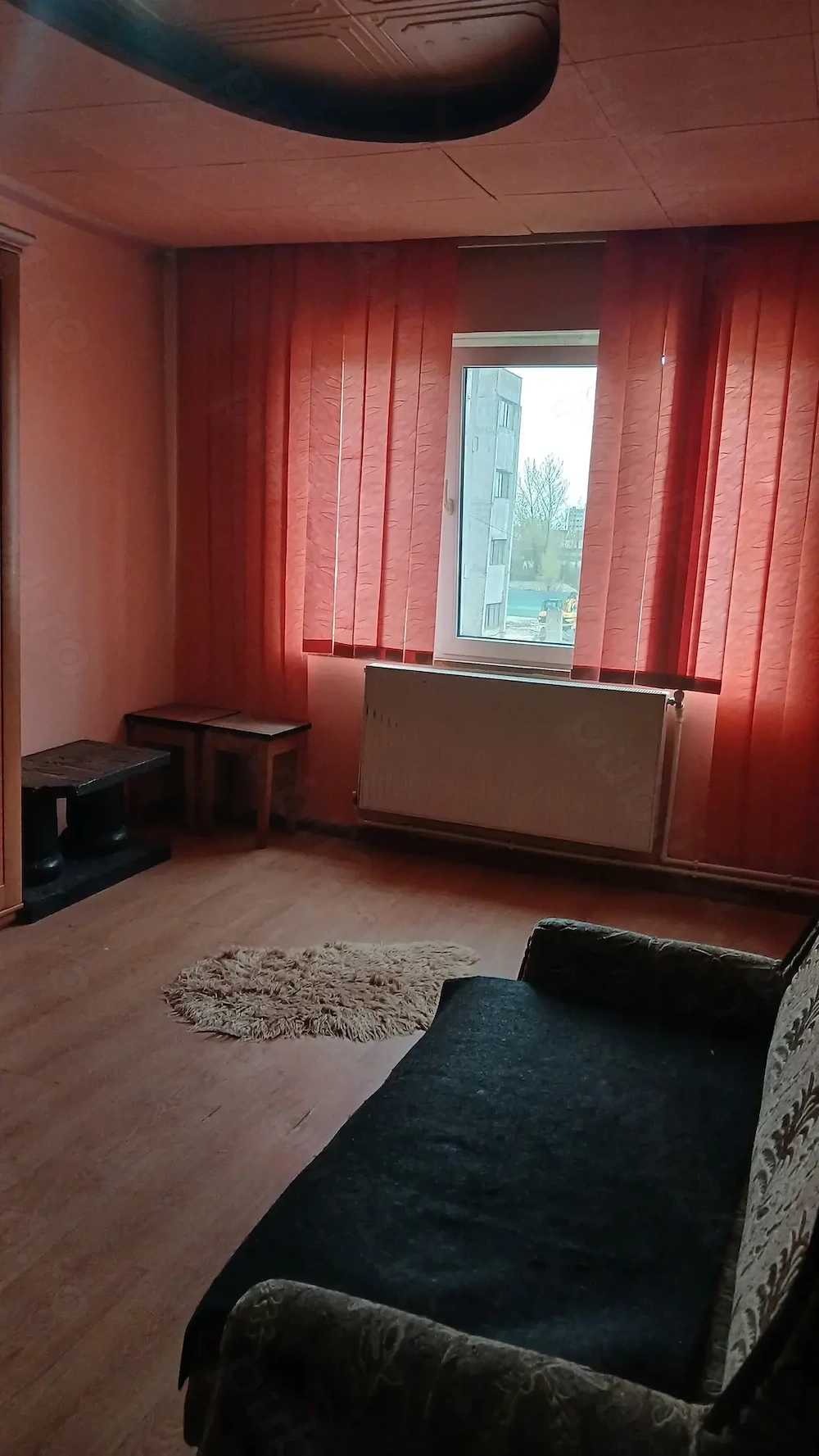  Pe str. Motorului, garsoniera de vanzare,eta 2 cu microcentrala, la 40 000 euro