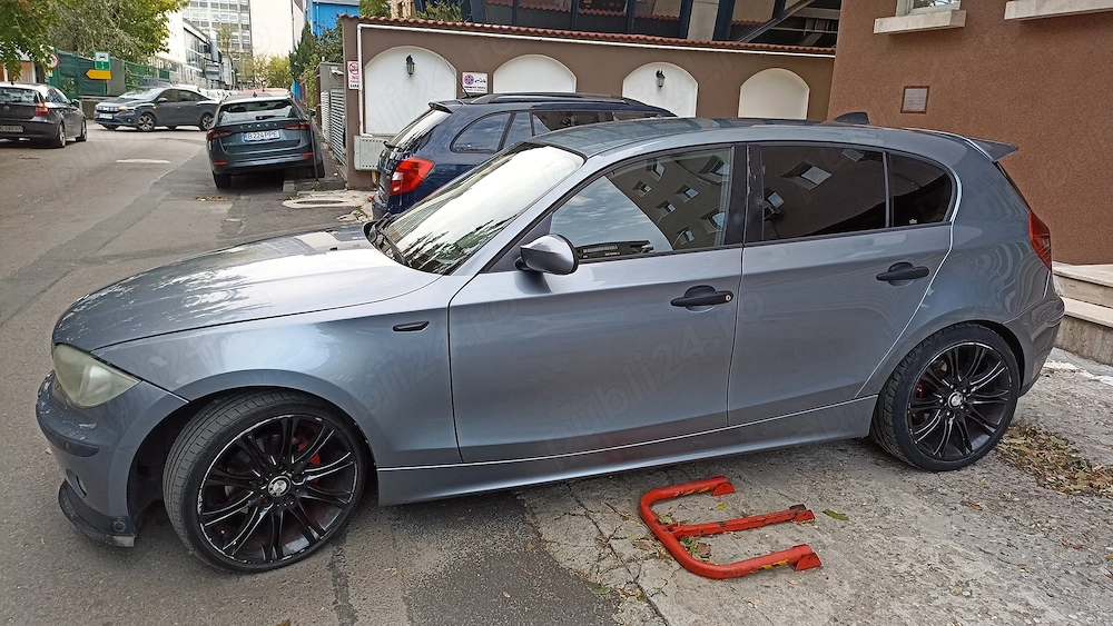 BMW seria 1 2005 cu SatNav