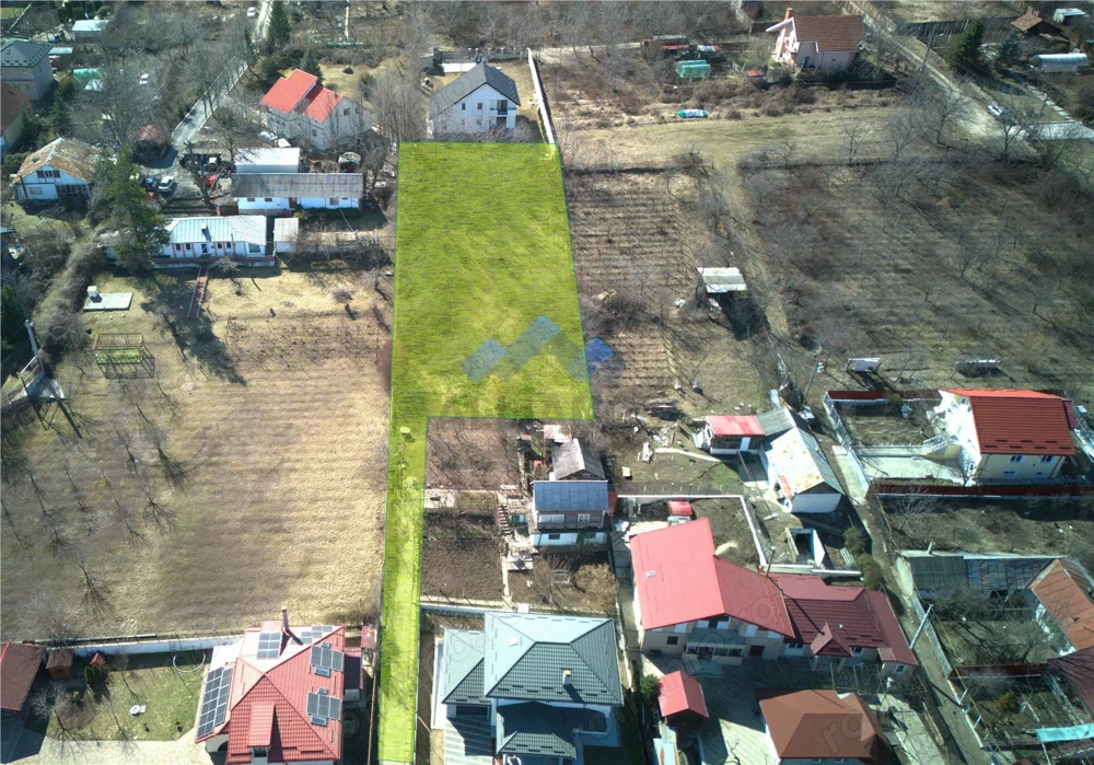 Nicolina, str. Strugurilor, 1720 mp, intravilan