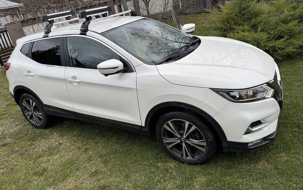 Vând Nissan Qashqai N-Connecta, an 2019, motor 1.5 dCi (1461 cm ), 115 CP, cutie automată.