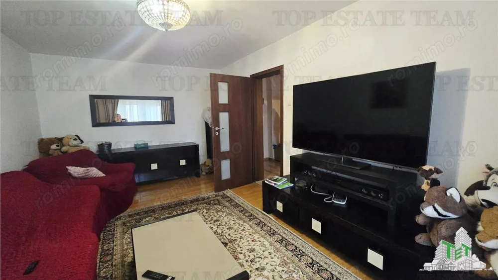 Apartament luminos cu 3 camere in zona Crangasi- pozitie excelenta,disponibil imediat