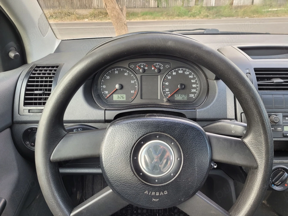Vând 2 mașini polo 1.2