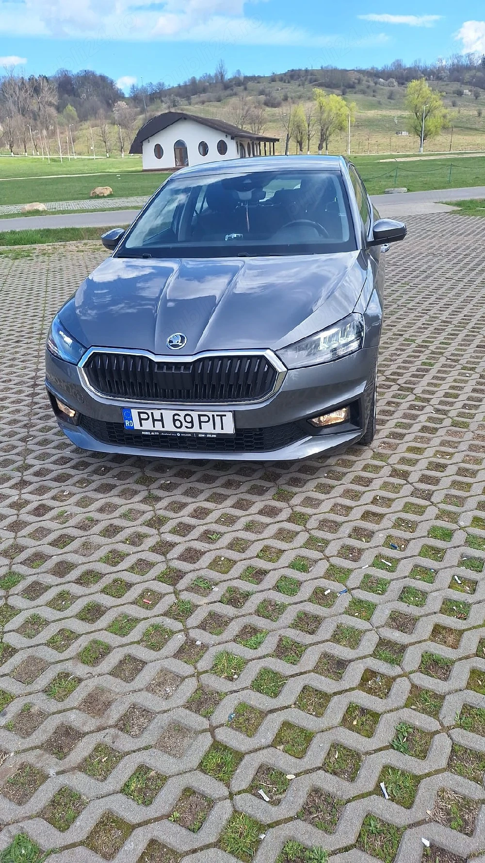 Vand Skoda Fabia an 2024 benzina