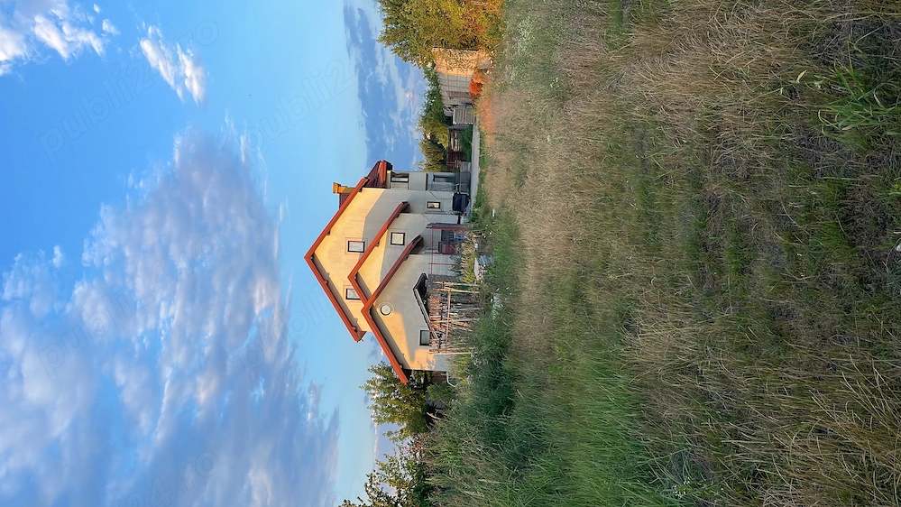 Casa si teren 1943 mp