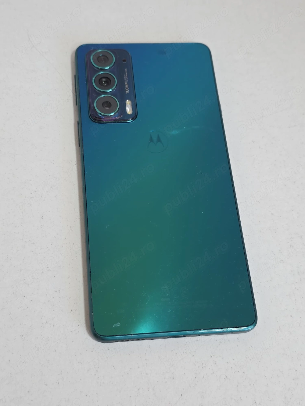 Motorola Edge 20, 8 128