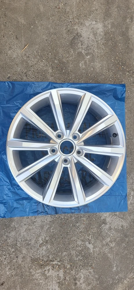 De vânzare jantă nefolosită volkswagen R17 