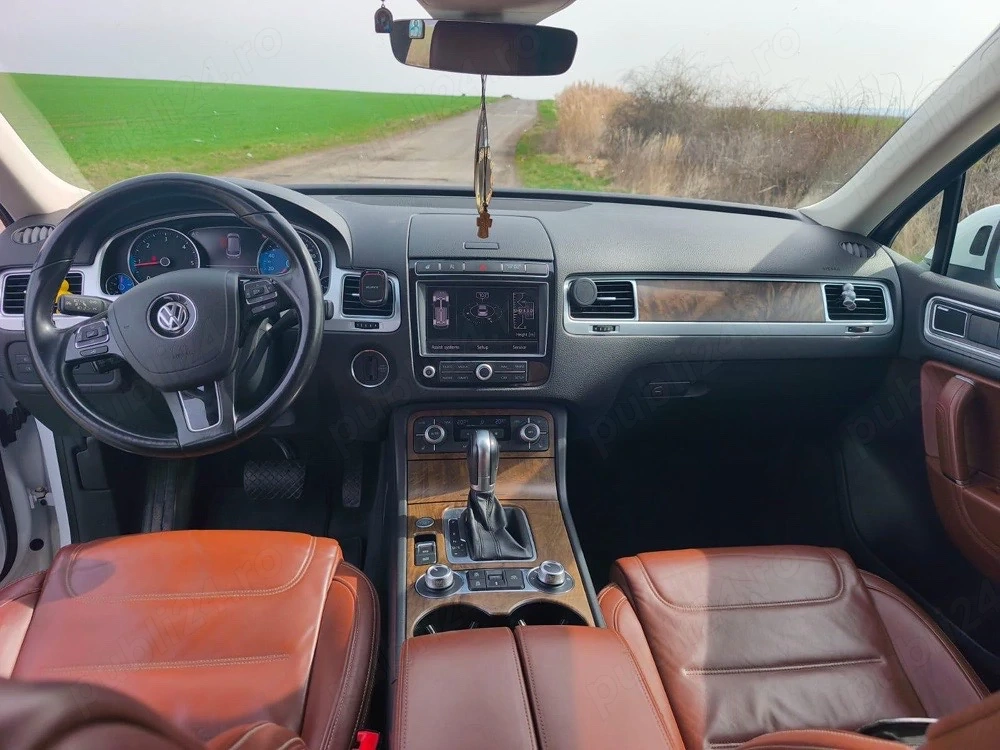    Volkswagen Touareg R-Line Exclusive 3.0 TDI V6 4Motion   2017   FULL   PNEUMATIC   ACC   360 