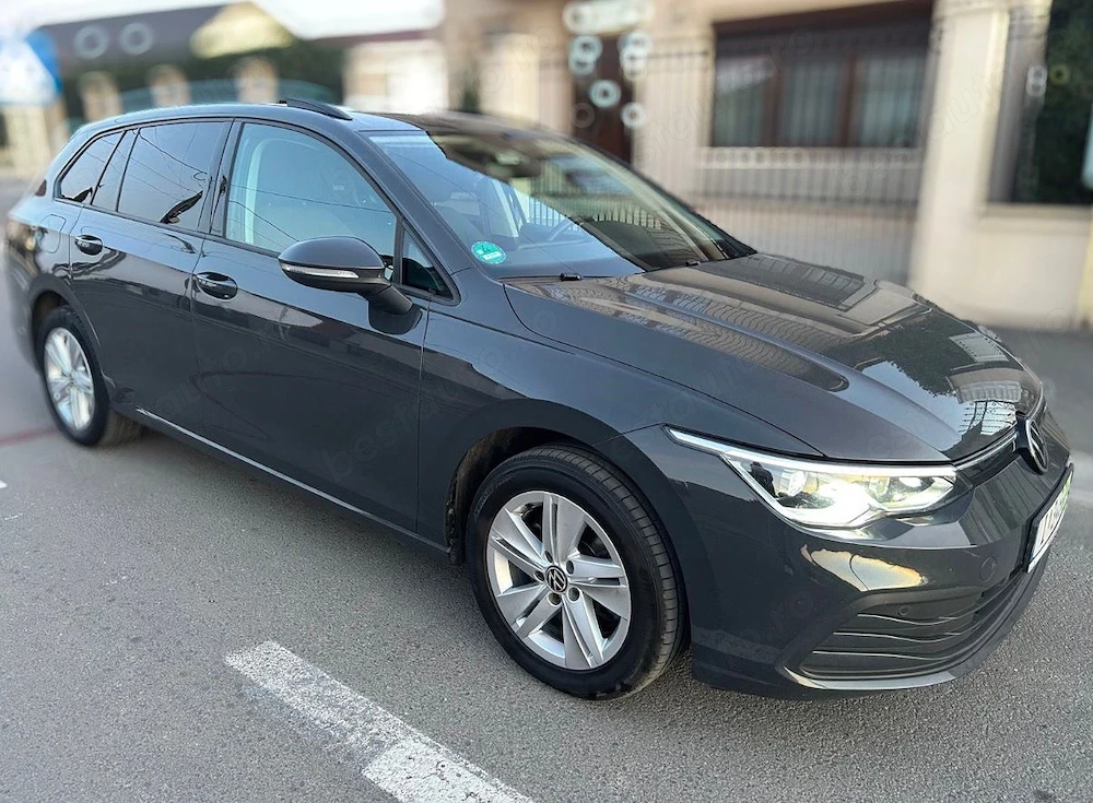 VW Golf 8 AUTOMAT 2.0 TDI 2022 Highline Full Led Alcantara Volan încălzit 