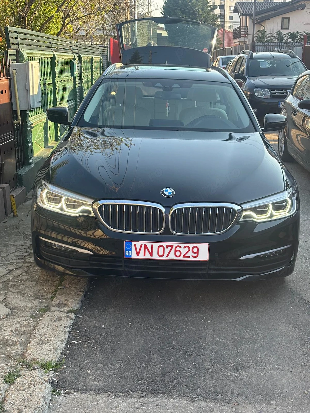 BMW seria 5, an 2019, 520i