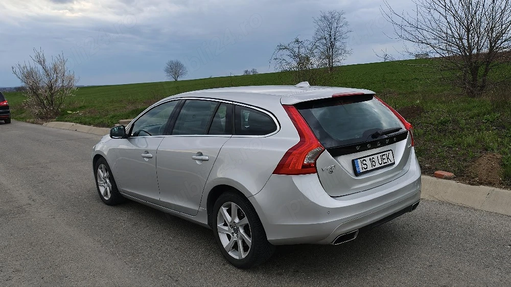 Volvo V60 