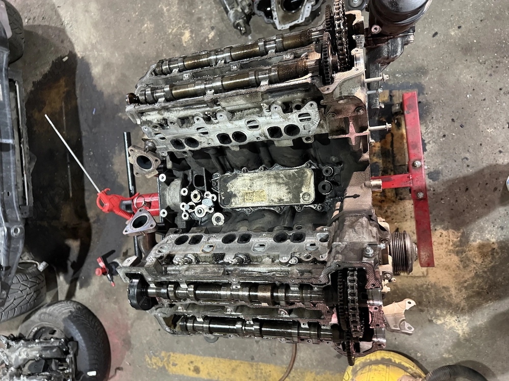 Car auto exit angajeaza mecanic. Pentru mai multe detalii  