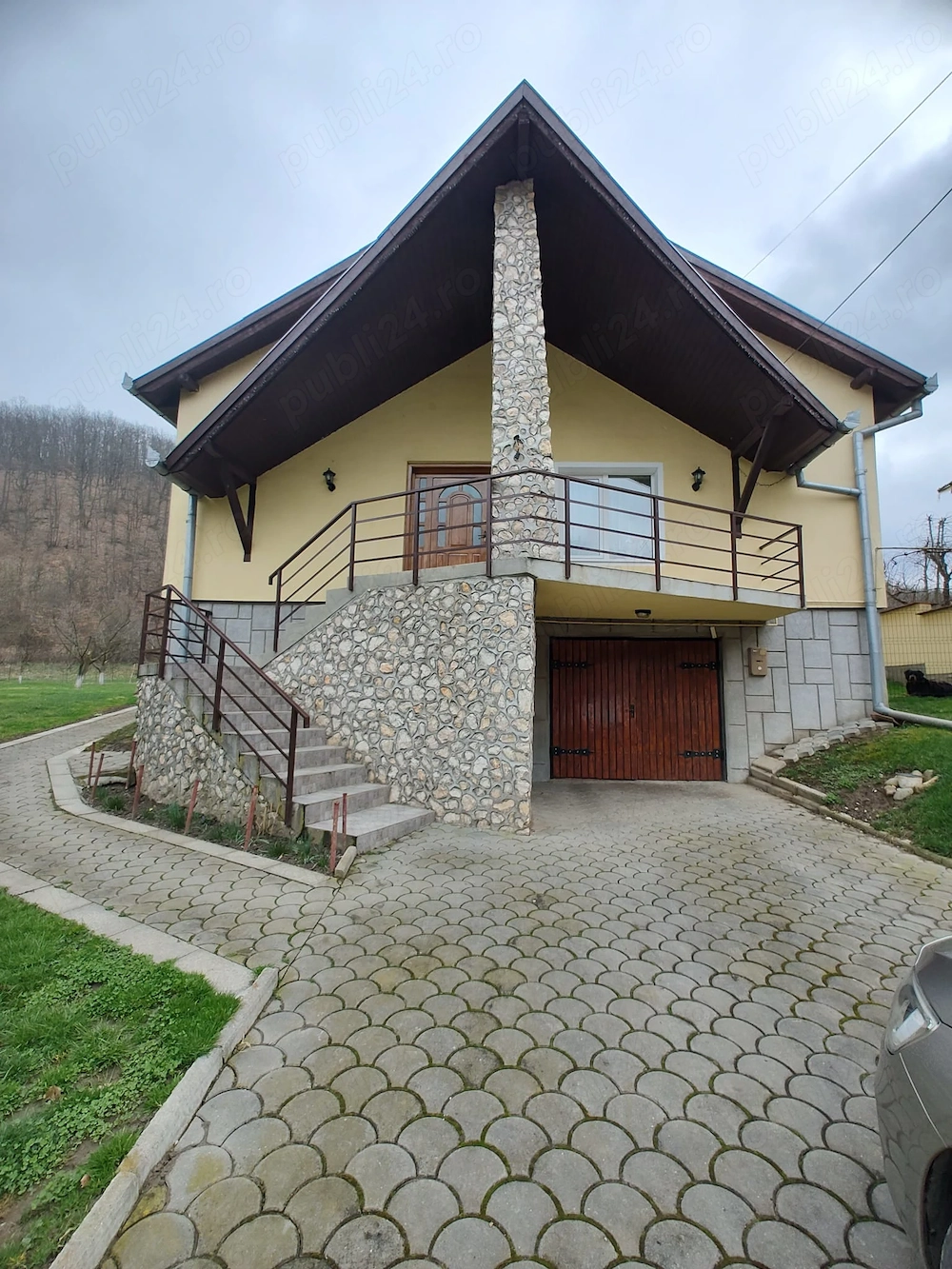Casa de vanzare in Lesnic