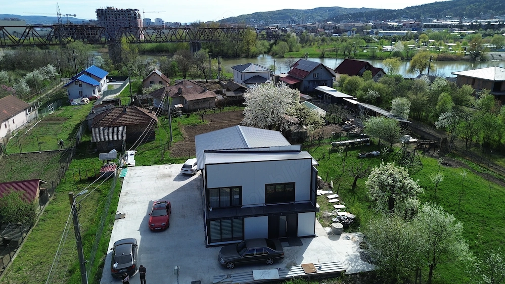 Hala   Zona Goranu   Ramnicu Valcea  