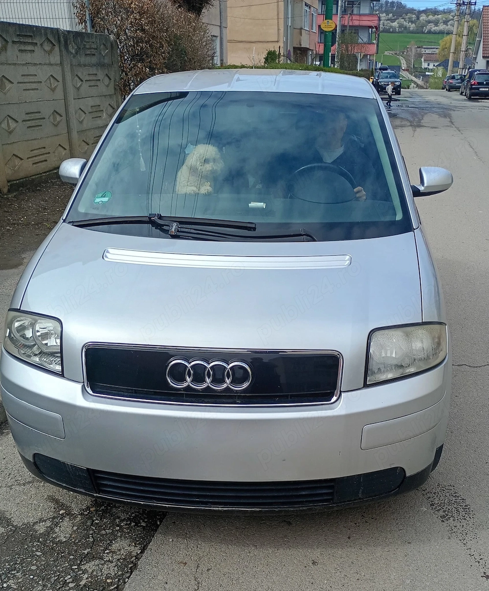 Vând Audi A2 în stare foarte bună 