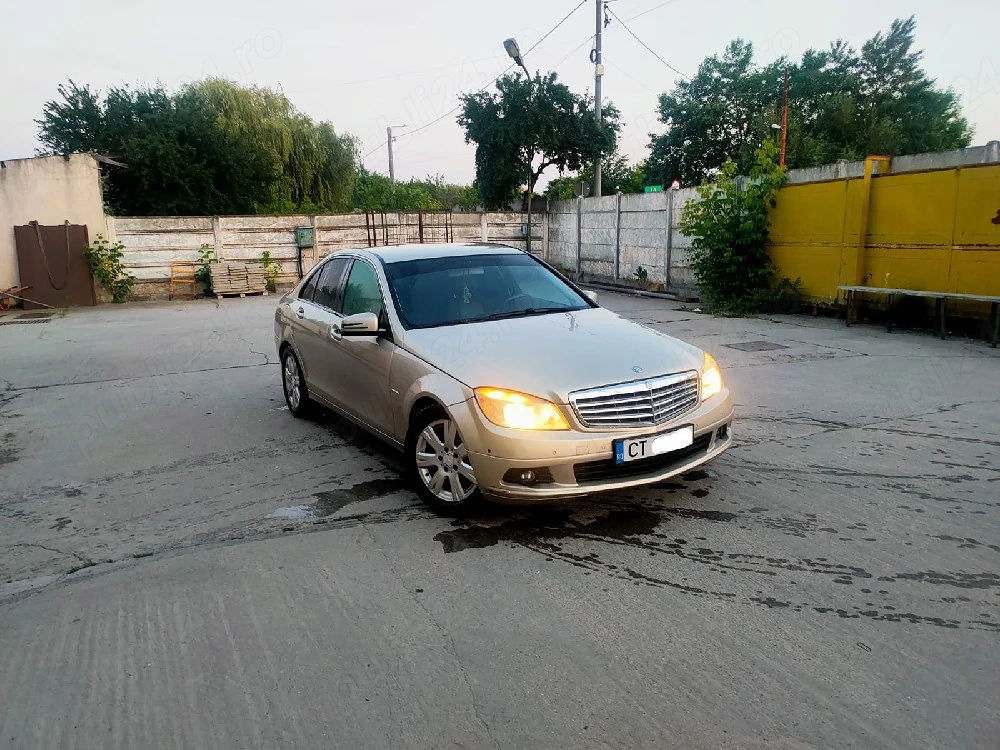 Vand Mercedes C Class din 2011 Euro 5 Pret 4900e