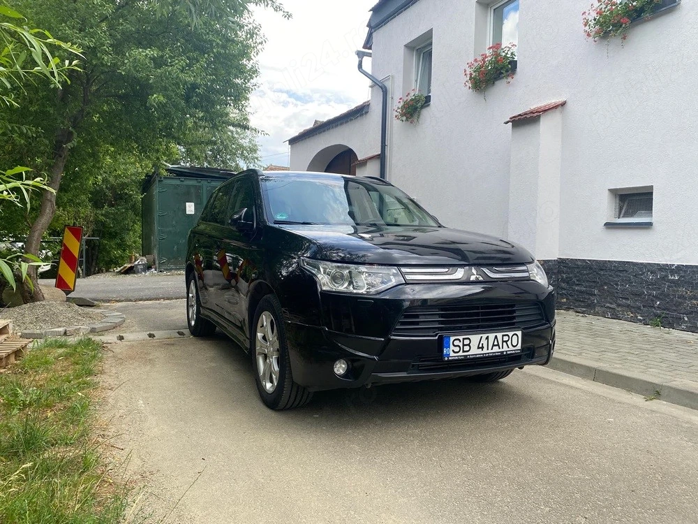 Mitsubishi outlander