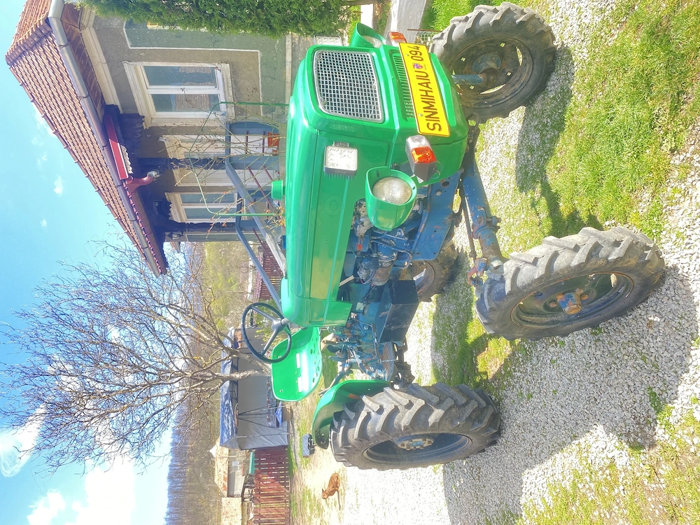 Tractor Fiat 215